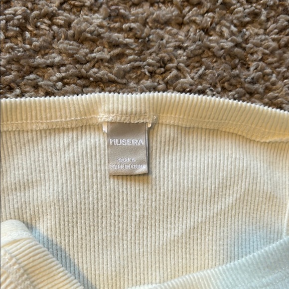 4/$20 Knit Ripped Bodysuit size Small - Picture 5 of 5